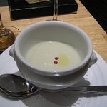 レストラン メルキュール - そら豆の冷製ポタージュ