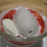 レストラン メルキュール - 苺のパンナコッタ＆マスカルポーネ