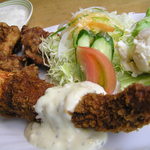 クイーンベル - 海老フライ定食￥1300　　　スープ＆アイス珈琲付き