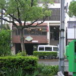 クイーンベル - ビルの２階です