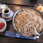 ｢もり蕎麦  大盛り　\900」