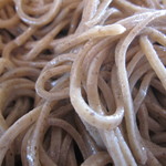 そば切りやすべえ - キリッとエッジが効いてます。