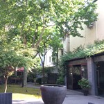 上海宝丽会馆 - 