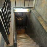 タリスカー - ②地下に降りる階段
