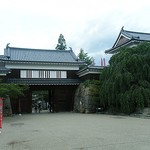 とんかつ 力亭 - 上田城に入ってみます。