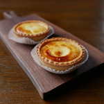 GATEAU DES CLOCHETTE - チーズタルト