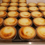 GATEAU DES CLOCHETTE - チーズタルト