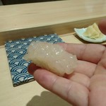 寿司割烹 魚紋 - 白海老。リフト(^-^)/