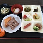 万座温泉日進舘 - 朝食のバイキング