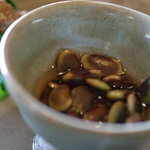 せきざわ - 鞍掛（くらか）け豆（まめ）