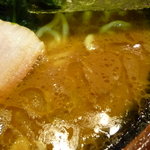 ガツンとくるトンコツ醤油スープ