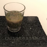 カンテサンス - 春野菜（玉葱、ポロ葱、ジャガイモ、鯵）の小さなスープ