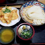 本格手打うどん 麺むすび - 鶏天ざる