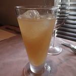 レロエ オヴェスト - ジンジャエール