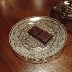 ビー・バー・マルノウチ - 