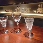 ビー・バー・マルノウチ - 