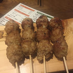 熊の焼鳥106 - つくね (塩味とタレ明日ミックス)