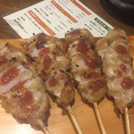 熊の焼鳥106 - やげん軟骨梅肉和え