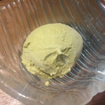 熊の焼鳥106 - ピスタチオのアイスクリーム