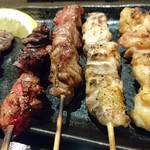 こま - ハツ・レバー・カシラ・串もも