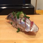 鮨屋とんぼ - アジ