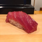 鮨屋とんぼ - キハダまぐろのヅケ