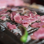 小城 - 2017.6 羊の足の丸焼き 後腿（4,800円）