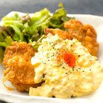 Sumibiyaki Kemuri - 朝採れ卵使用した当店手作りのタルタルソースがたっぷりかかったチキン南蛮は一度食べたら病みつきです！！