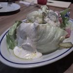 PUBLIC HOUSE - レタスアボカドサラダ