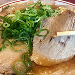 本家 第一旭 - 第一旭・特製ラーメンのたっぷりチャーシュー