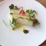 L’AS - フランス産ホワイトアスパラガス　トマトウォーターマリネ　ハーブサラダ