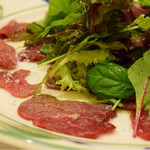 アンティカ オステリア カルネヤ - 40日熟成牛のカルパッチョ