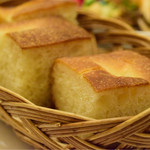 アンティカ オステリア カルネヤ - パン