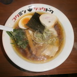 コクミンショクドウ - なま味しょうゆらーめん