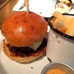 Beef & Liberty - LUNCH SET : CHEESE BURGER w/ LIBERTY FRIES
