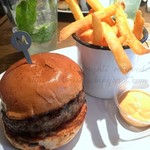 Beef & Liberty - LUNCH SET : CHEESE BURGER w/ LIBERTY FRIES