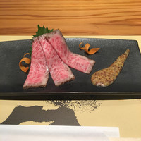 鹿児島華蓮 銀座店 - 黒毛和牛サーロインのローストビーフ （前菜）