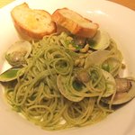 fino - はまぐりと松の実のジェノベーゼ