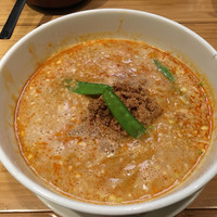 個室中華 頤和園 溜池山王店 - 