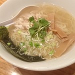 Ramen Izakaya Henokappa - 鶏塩ラーメン840円