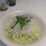 洋食堂コロンバ - セットのサラダ