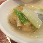 齋華 - 大きい蛤。エキスがすごいがスープもすごい。