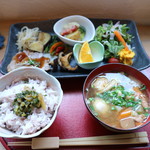 菜つむぎ商店＆ポルカドッツ - 