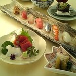 すし家 ぶんご - ご予約料理の一例。寿司懐石で会食・接待などに華を添えてみては如何でしょうか？（要連絡）