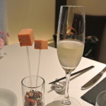 リストランテ カノフィーロ - スプマンテとトマトのマシュマロ