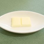 レスアルカーナ - 本日のプレートランチ 1260円 のバター