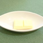 レスアルカーナ - 本日のプレートランチ 1260円 のバター
