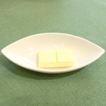 レスアルカーナ - 本日のプレートランチ 1260円 のバター