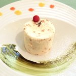 レスアルカーナ - 本日のデザート +210円 のヌガーグラッセ