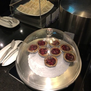 Royal Silk Lounge -